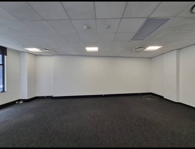 70M² OFFICE TO LET IN GLENADRIENNE